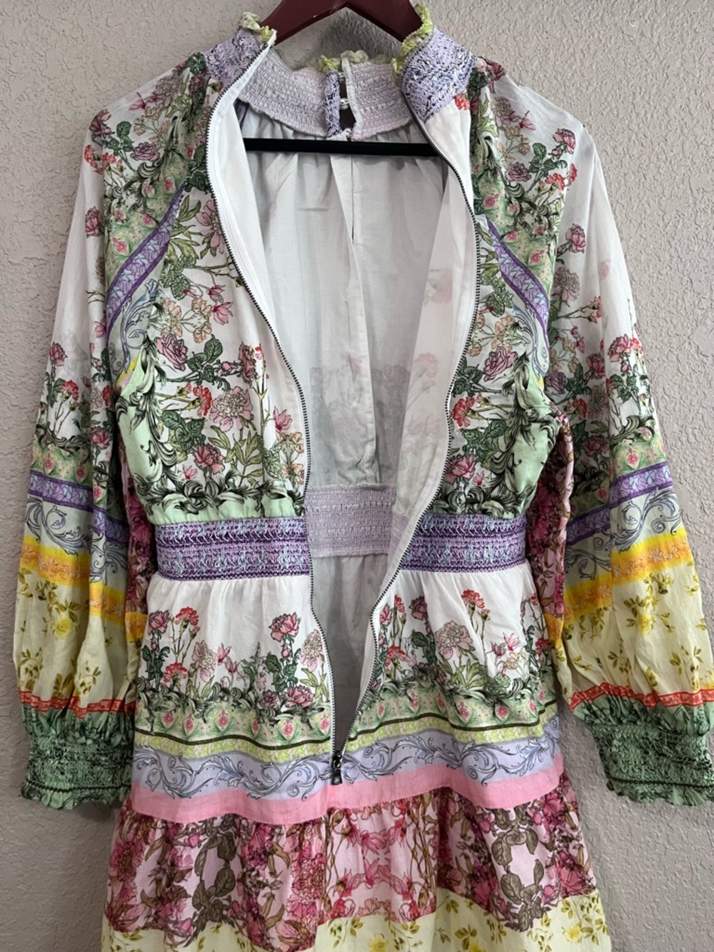 Alice + Olivia Lavinia Tiered Floral Print Mini Dress - Picture 10 of 16
